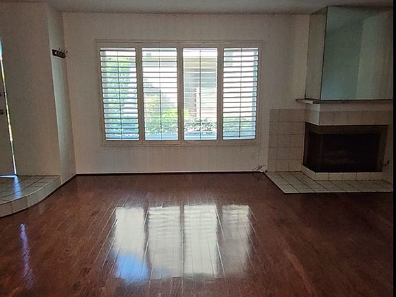 5th image of 10793 Onyx Ct