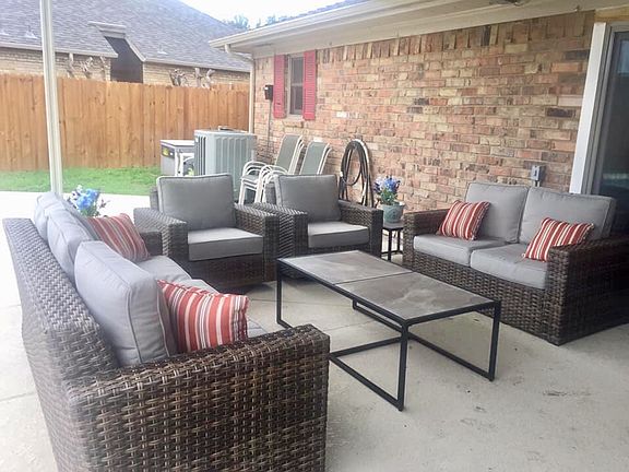3rd image of 468 Harvest Glen Dr