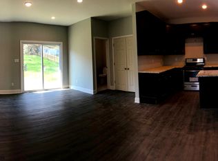 318 Bradford Ave, Downingtown, PA 19335