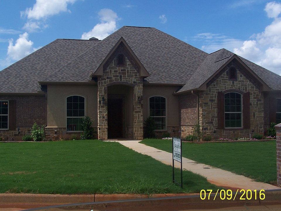 1st image of 204 Sunnys Halo Blvd