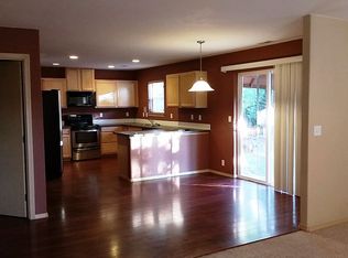 929 Riddell Ave NE, Orting, WA 98360