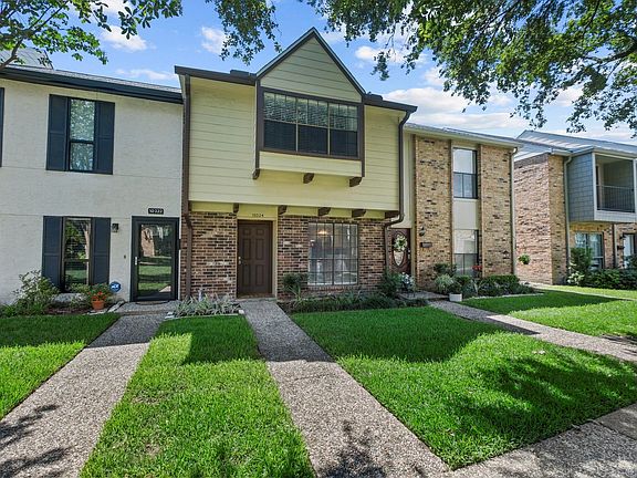 2nd image of 10324 Longmont Dr #47/6