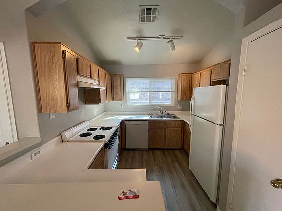 4th image of 2409 Soldier Creek Ct