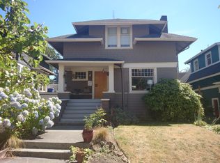 7 Howe St, Seattle, WA 98109