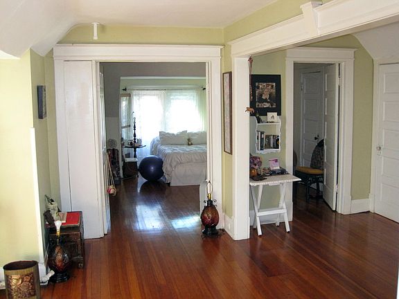 3rd image of 2326 Willard Avenue # Third Floor