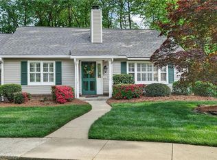 34 Brownstone Ln, Greensboro, NC 27410