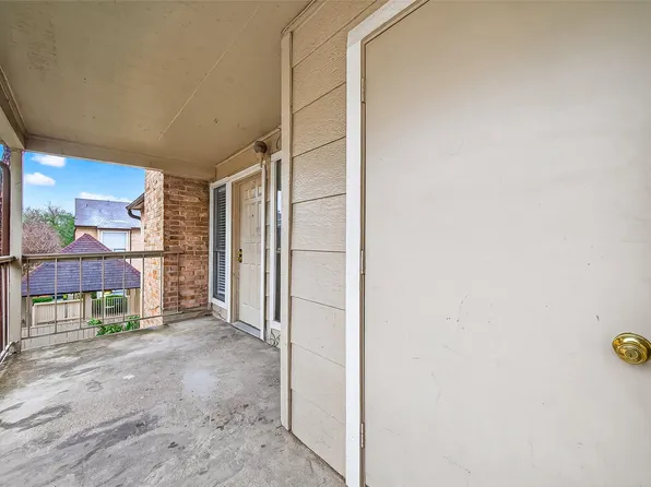 2100 Wilcrest Dr APT 225, Houston, TX 77042