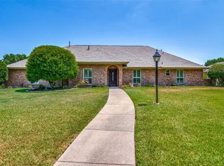 216 Mesa Dr, Sunnyvale, TX 75182