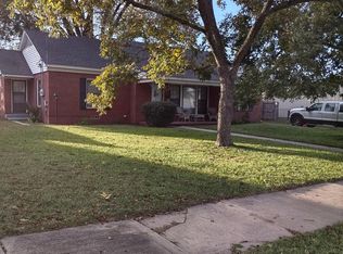 308 N Trinity St, Gilmer, TX 75644