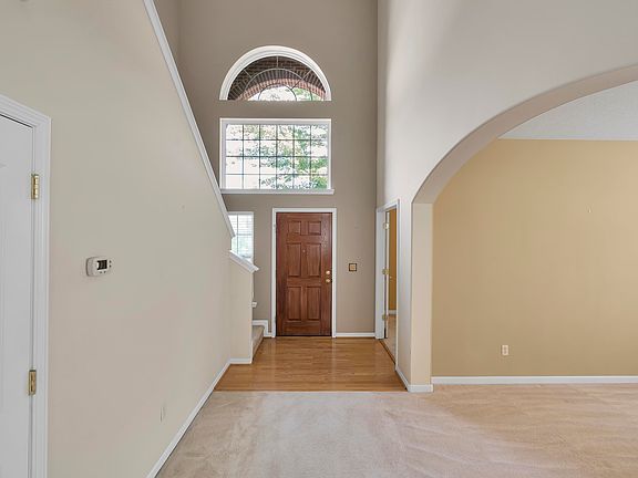 3rd image of 101 Cretewood Pl
