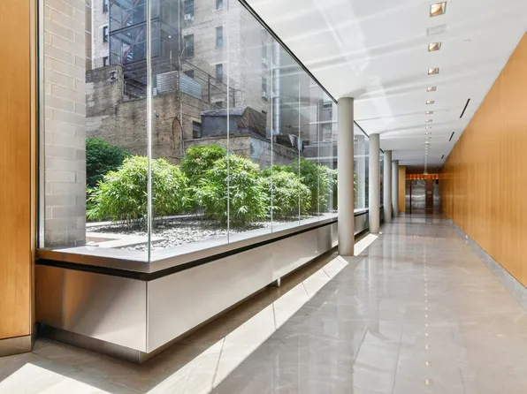 360 West 43rd Street image 16 of 26