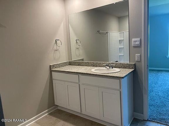 4th image of 105 Harvest Hill Dr