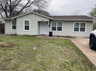 1018 Casa Dr, Mesquite, TX 75149