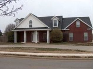 170 W Countryside Dr, Farmington, AR 72730