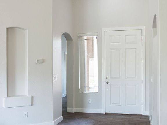 Entrance_08232018