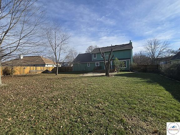 3rd image of 2805 NW Westbrooke Cir