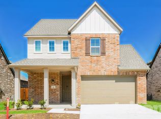 101 Bedford St, Fort Worth, TX 76177