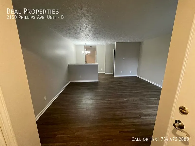 2150 Phillips Ave #B — Photo 3