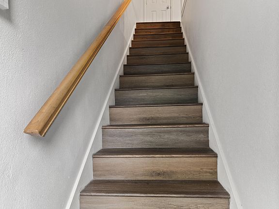 4th image of 214 Snug Harbour Dr #20