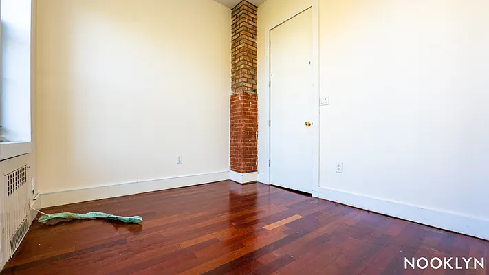 Rented by Nooklyn NYC LLC | media 25