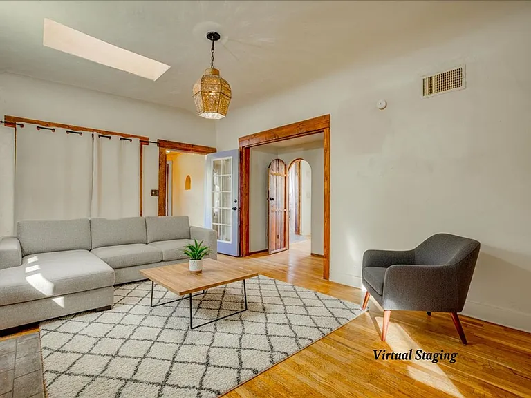 520 E Helen St — Photo 7