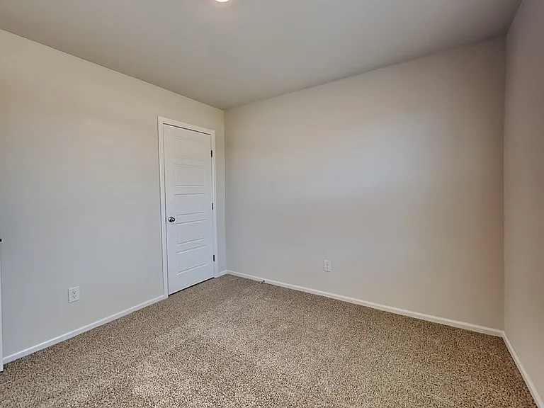 529 Saint Charles Pl — Photo 13