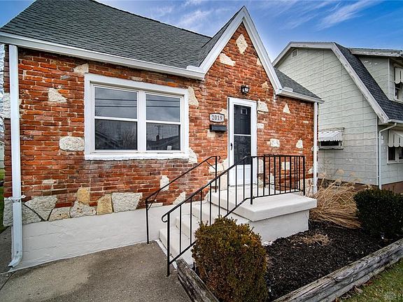 3rd image of 2019 Fauver Ave