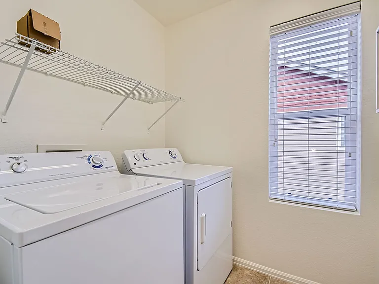 13000 Tamarac St — Photo 13