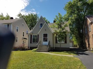 3742 Bainbridge Rd, Cleveland Heights, OH 44118