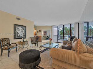 Hamptons West Condo, Aventura, FL 33180