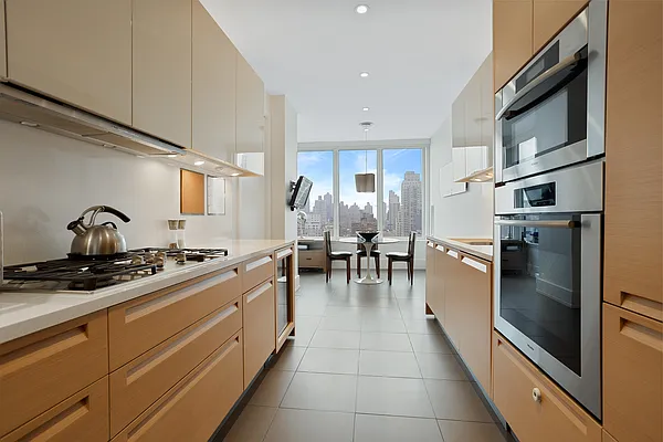 Sold by Compass | media 7