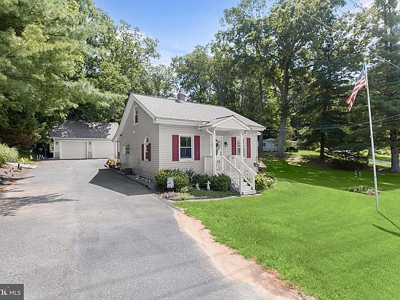 2nd image of 3541 Gamber Rd