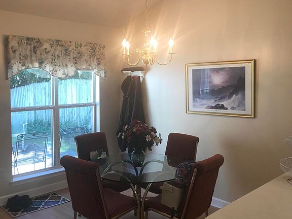5th image of 5380 Bradley Dr
