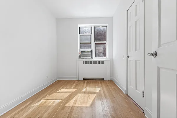 Rented by Douglas Elliman | media 8