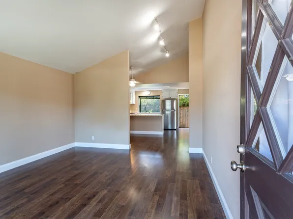37 Edith St, Petaluma, CA 94952