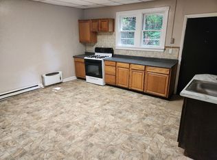 521 Corey Ave, Braddock, PA 15104