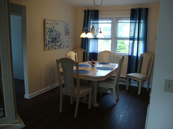 4th image of 37 Caribou Drive
