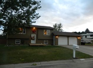 3036 Park Ln, Redfield, SD 57469