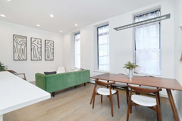 Sold by Compass | media 2