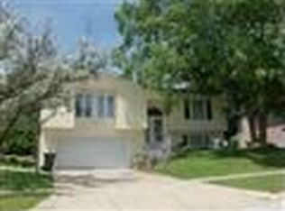 3730 Pearl Ln, Waterloo, IA 50702