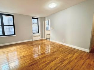 1517 White Plains Rd #2C, Bronx, NY 10462