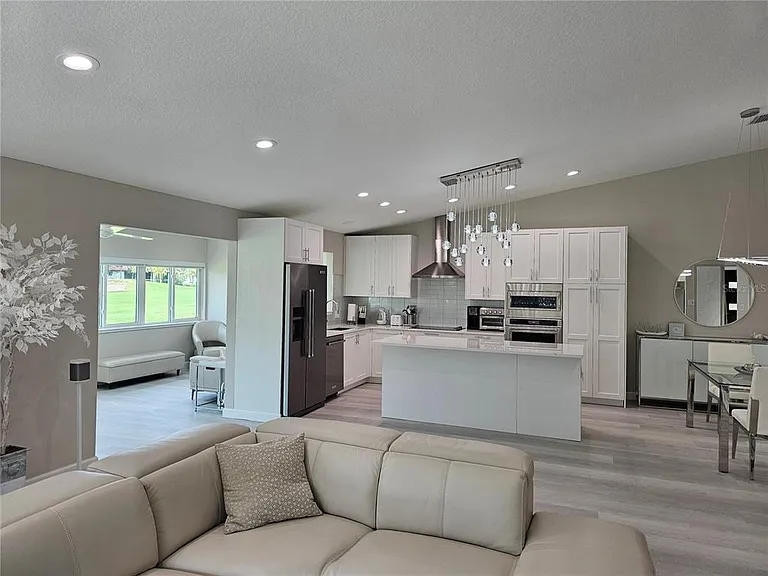 3503 Avenida Madera #B — Photo 3