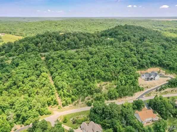 4495 Kingfisher Ct, Augusta, MO 63332