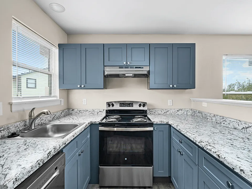 Diamond Ridge Apartments