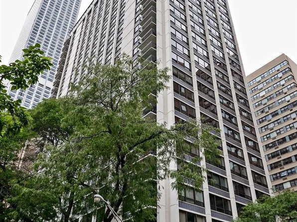 222 E Pearson St APT 708, Chicago, IL 60611