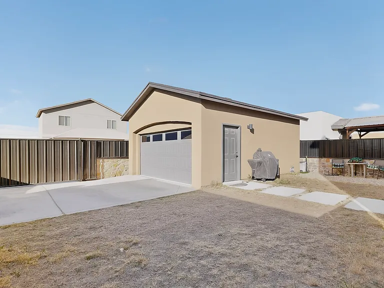 14717 Charles Foster Ave — Photo 7