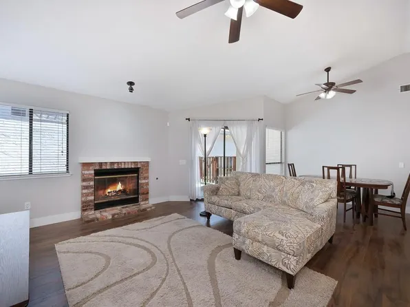 7144 Heather Tree Dr, Sacramento, CA 95842