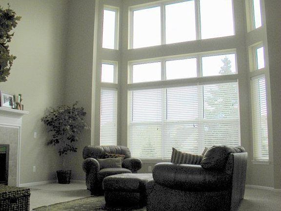 Soaring ceilings in greatroom!