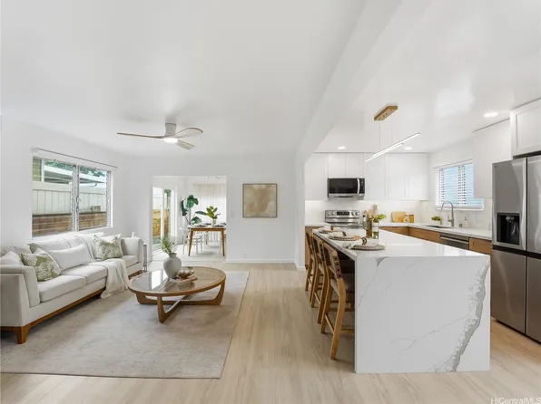 1159 Aikoo Pl, Pearl City, HI 96782