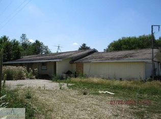 7970 S Alger Rd, Perrinton, MI 48871